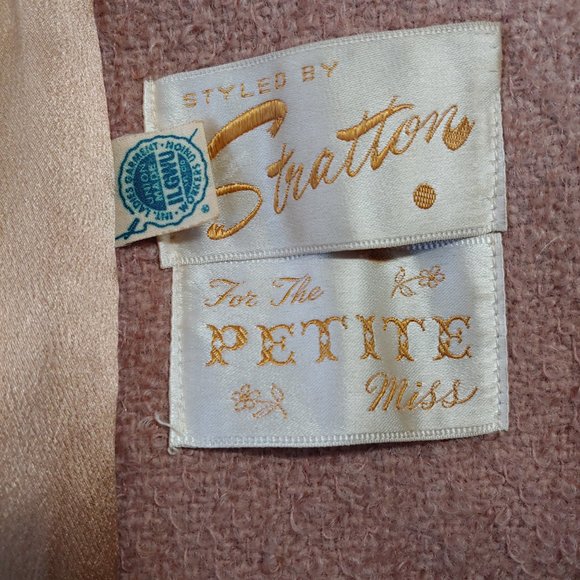 Tan Wool Coat with fur collar - Picture 6 of 9